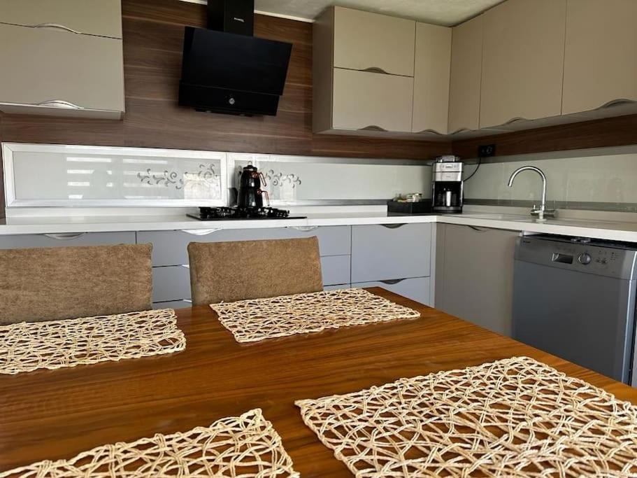 Вилла 8 Kisilik Konforlu Ve Ferah Bir